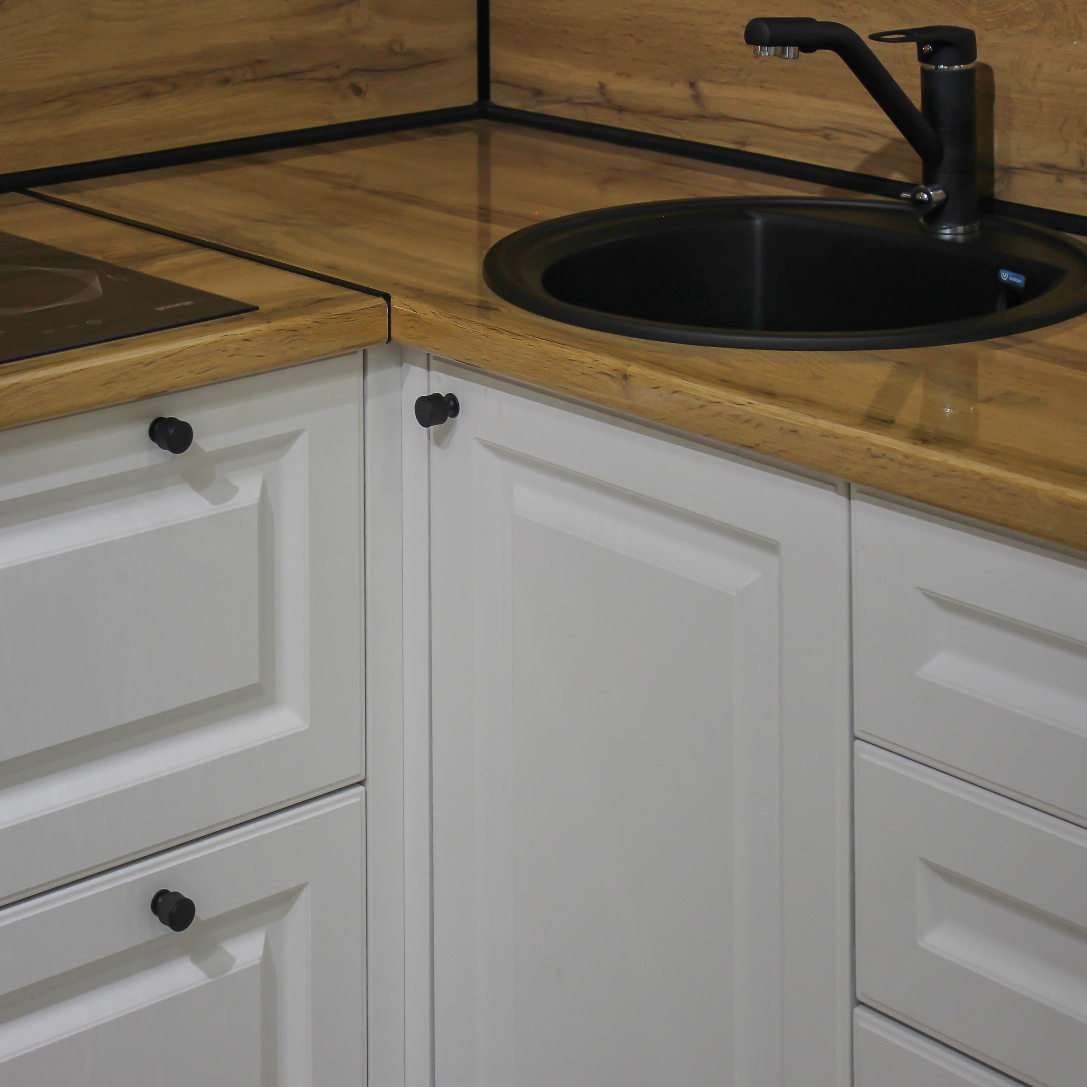 Кухня Беатрис (Роял Вуд Белый / столеш. Дуб Вотан глянец)